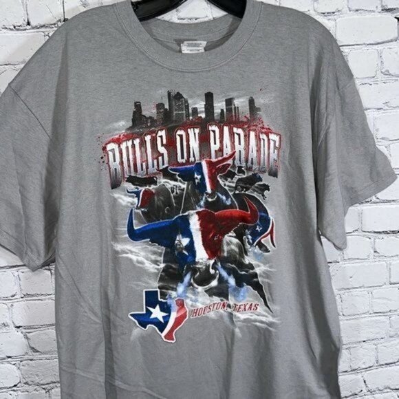 Bulls on Parade Houston Texans Tee size XL NWOT Grey Short Sleeve Tee - Picture 9 of 16